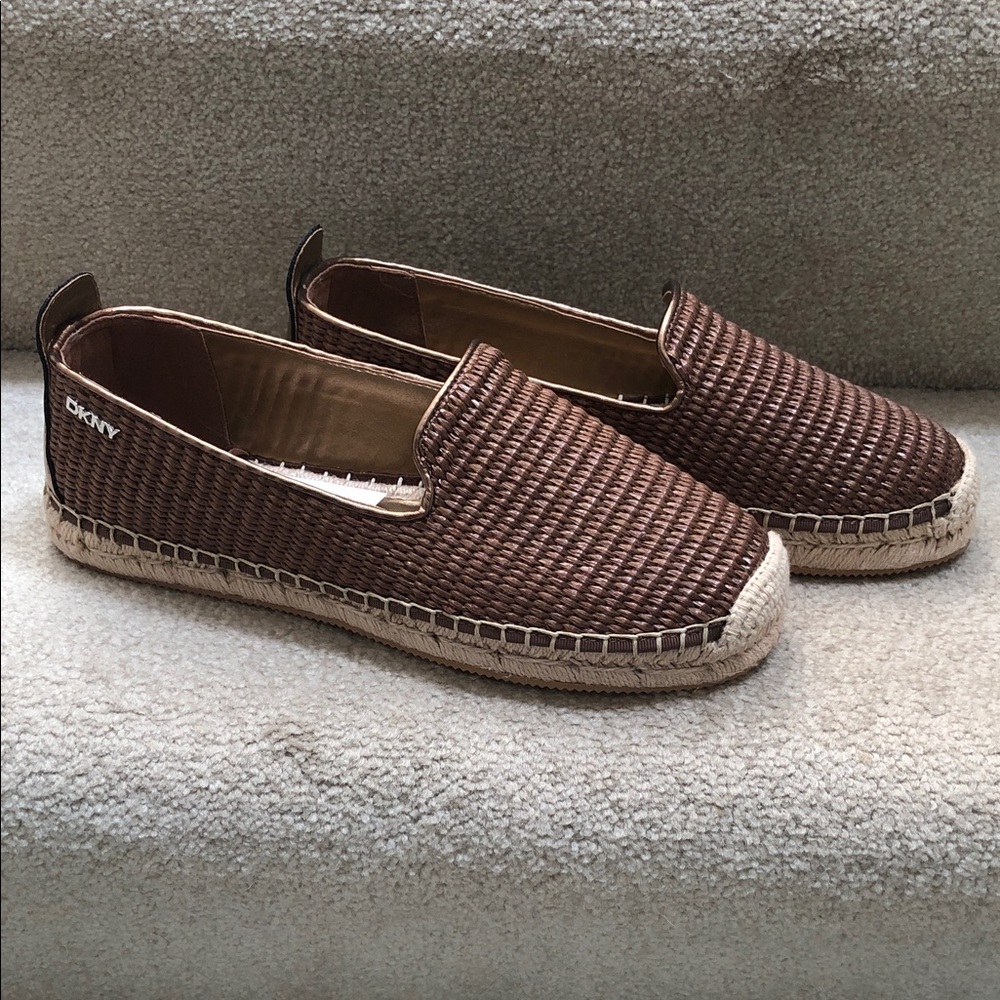 DKNY bronze woven espadrilles, size 9, NWT